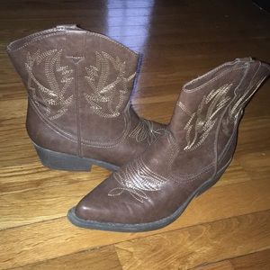 Short Western Cowboy Boots brown Size 7